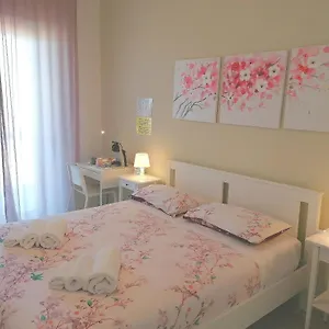 Tanzi , Bari Italia